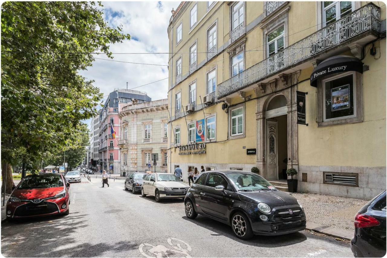 Charming Central Sunny Penthouse Lisboa Dış mekan fotoğraf
